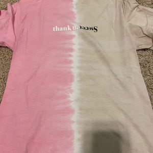 ariana grande concert t-shirt